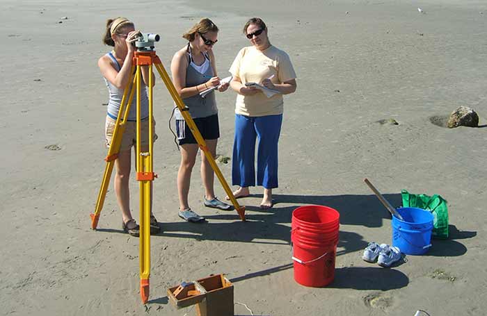 Students survey Sebastian Inlet