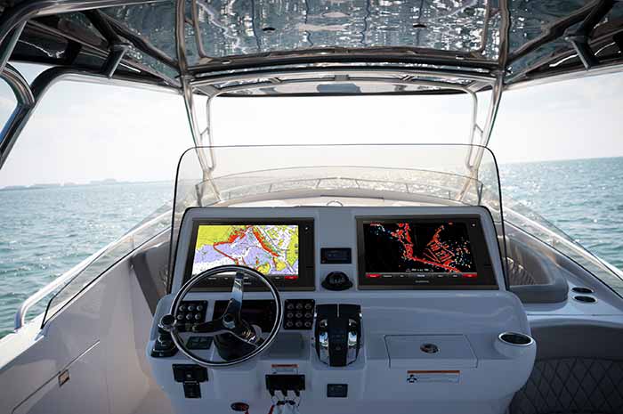 Intrepid 407 Cuddy helm