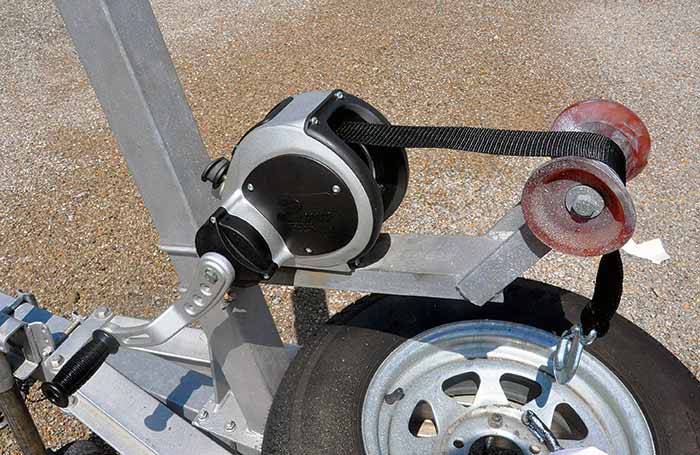 Boat trailer winch